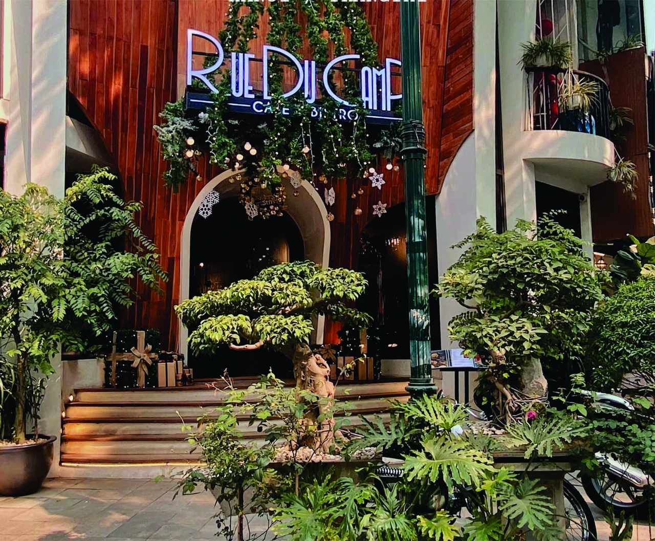 Nhận thiết kế, thi công biển hiệu quảng cáo công ty, cửa hàng, nhà hàng.. tại Hà Nội